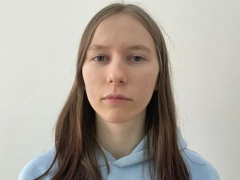 teen webcam model AlbertaCurvey