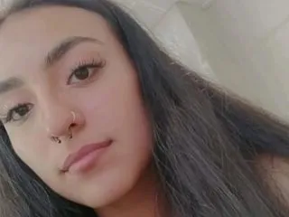 sex chat and video model AmelieThopmas