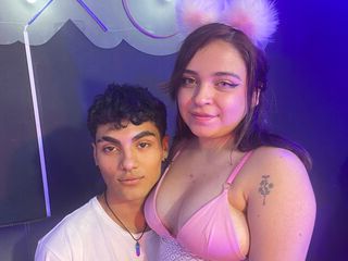 webcam sex model ArianaAndMateo
