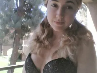 naked webcams model AshleyDayley