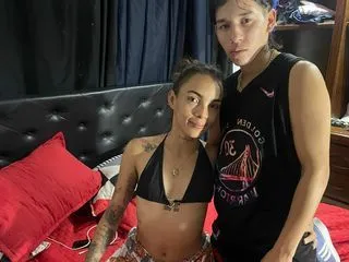 clip live sex model ChanellAndAxel