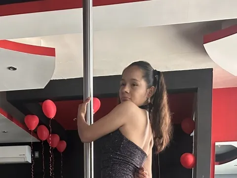 live official model ClaraChan