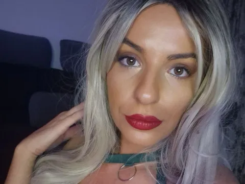 horny live sex model CristinaDiamond
