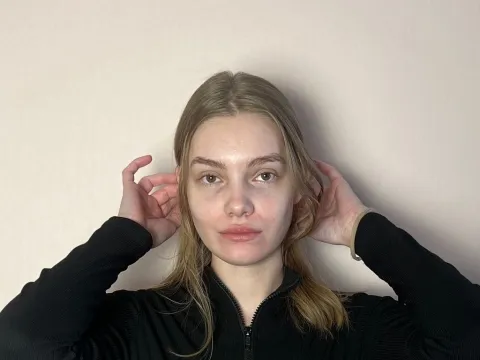 live sex chat model DarelleCarvin