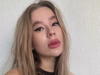 live sex video chat model DarinaManna
