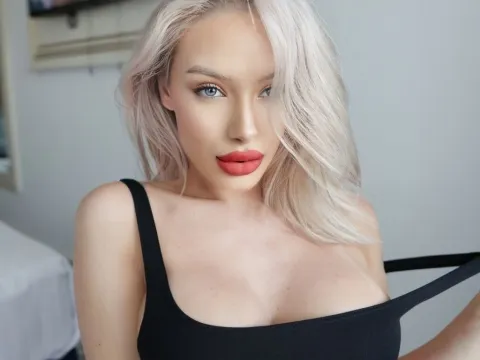 nude webcams model DavinaClarck