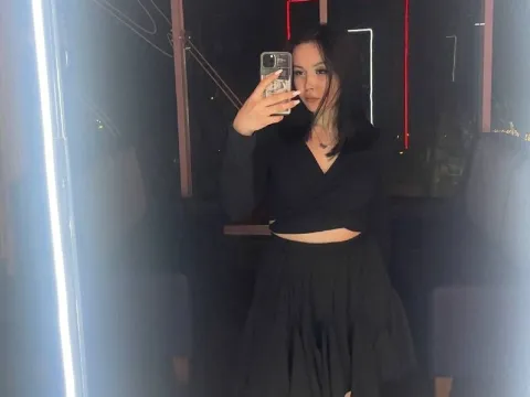voyeur cam model DellyMay