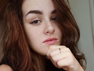 live teen sex model ElisBorn