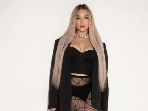 video live sex cam model ElsieHansen