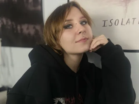 adult webcam model EmiliaHunter