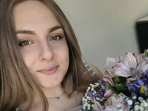 adult video chat model EmiliaSton