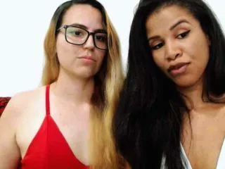 live sex cam model EmilyAndGabi