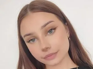 teen webcam model EmilyWhiter