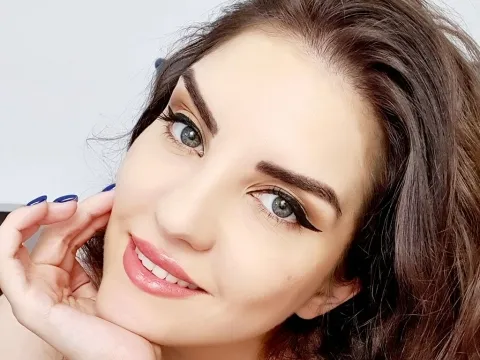 Tener un chat en directo con la modelo cámara web EnygmaVan