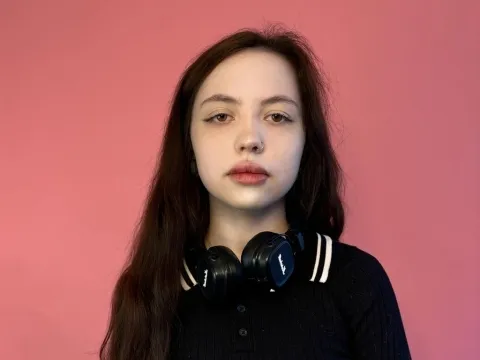 amateur teen sex model EsmaHeritage