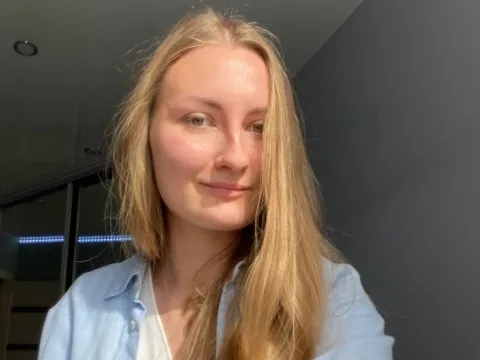 kinky fetish model FloraMalfoy