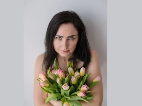 clip live sex model HelenMask