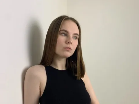 jasmin webcam model HenriettaHakey