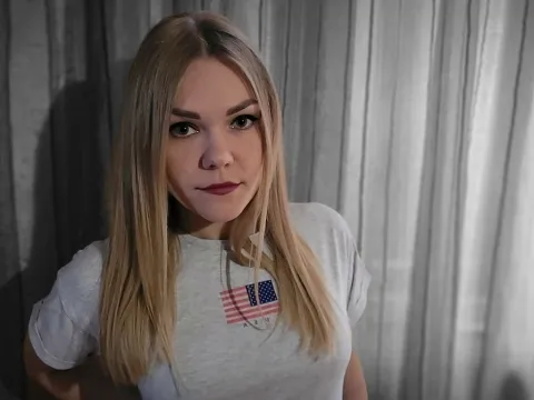 live jasmin model HoneyBitter