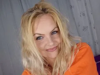cam cyber live sex modèle JullieRight
