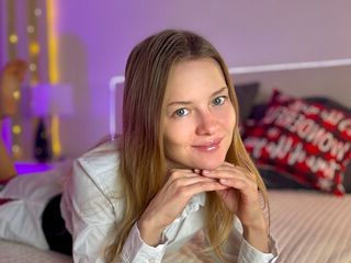 webcam chat model KylieValerie