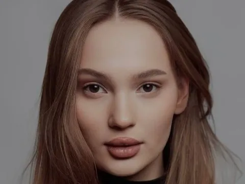 sexy webcam chat model LinnByron