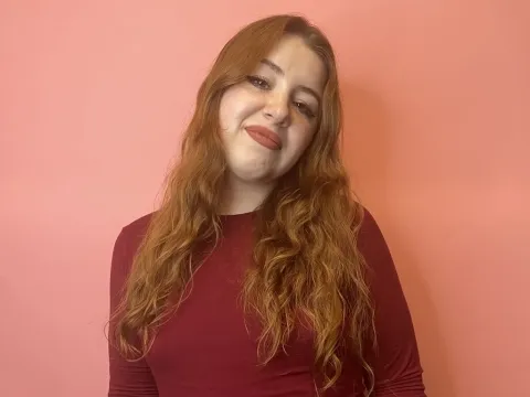 nude cam sex model LynetteBench