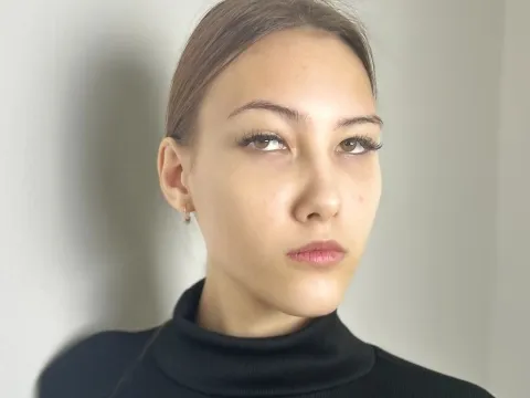 adult webcam model LynetteHardey