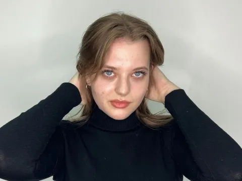 live video chat model LynnaBickford