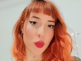 cock-sucking porn model MaddiMooree