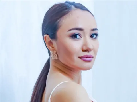 cam show model MaliLin