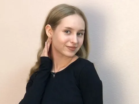live sex chat model MaureenEdman