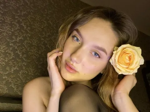 adult video chat model MilanaGlover