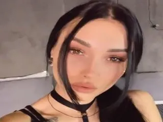 live sex video chat model MilaniaBraun