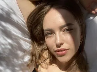 sex web cam model MinnieShy