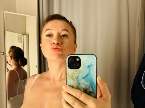 naked chat model MissyGinny