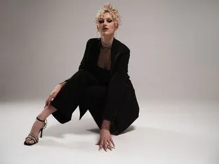 video live sex model MonicaMassey