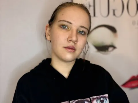 webcam show model OttilieDryer
