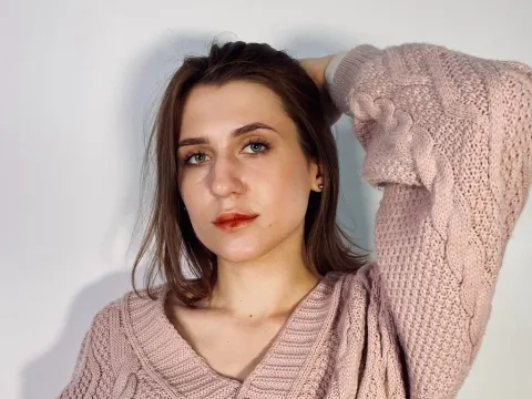 teen cam live sex model QuniesCharlies