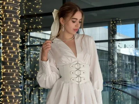 Cliquez ici pour faire L'AMOUR AVEC SoffieBennett