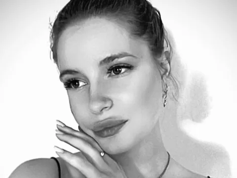 club live sex model SuzetteWhetsell