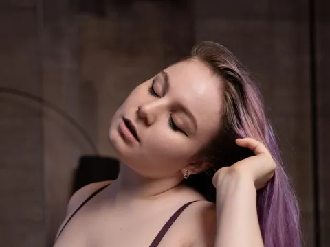 live sex cam model VickieBeal