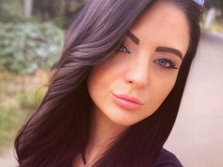 webcam sex model VyahirevaAna
