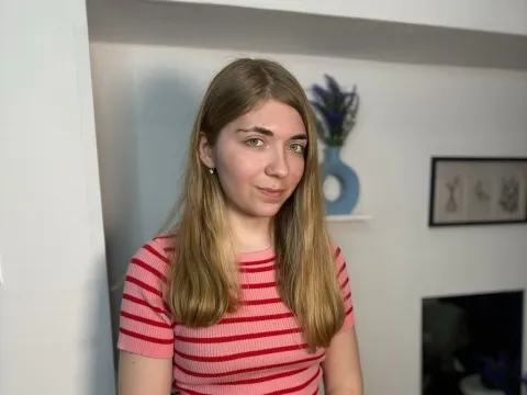 adult video chat model ZaraDurston